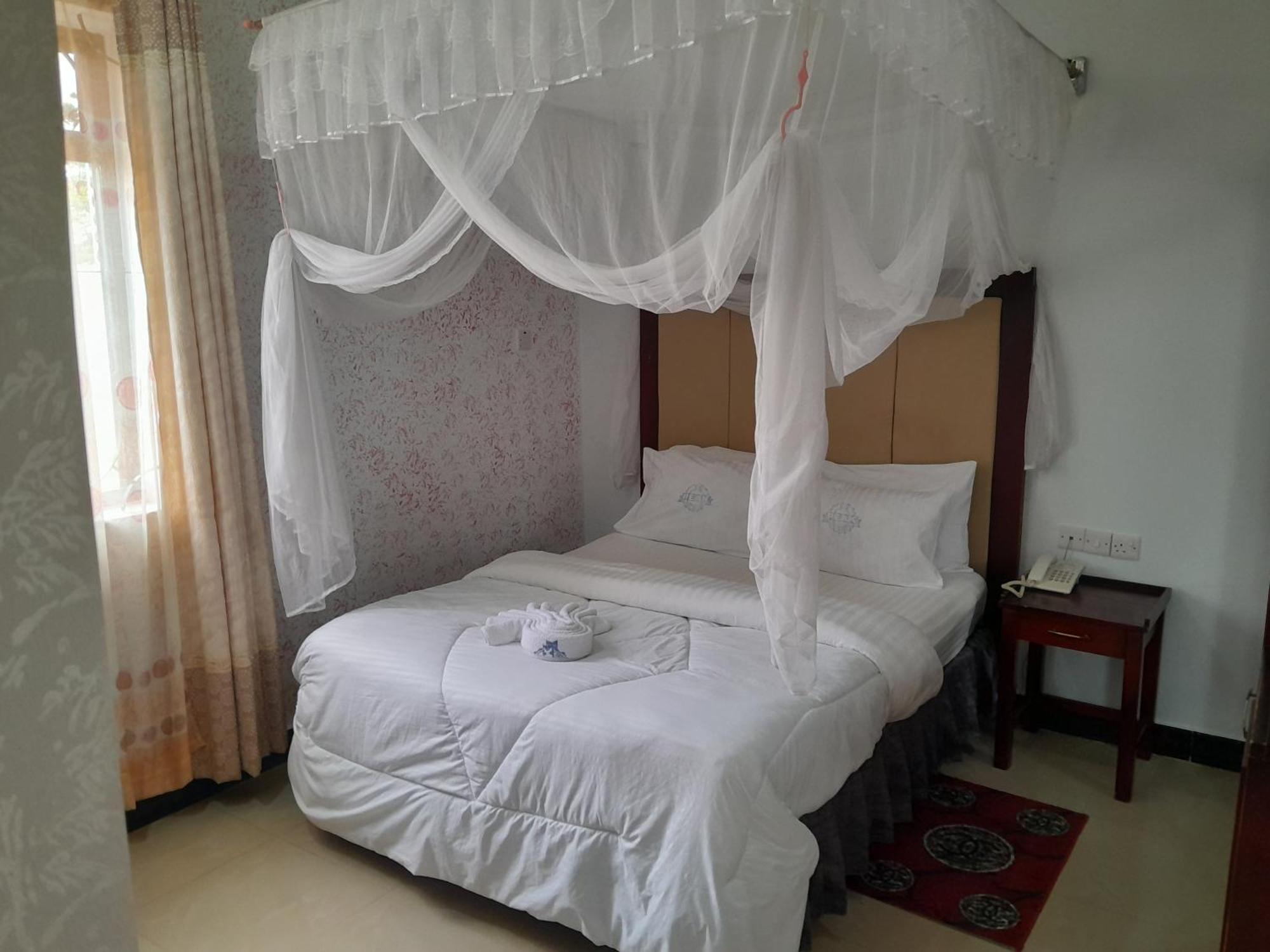 Kibo Peak Palace Hotel Morogoro Extérieur photo