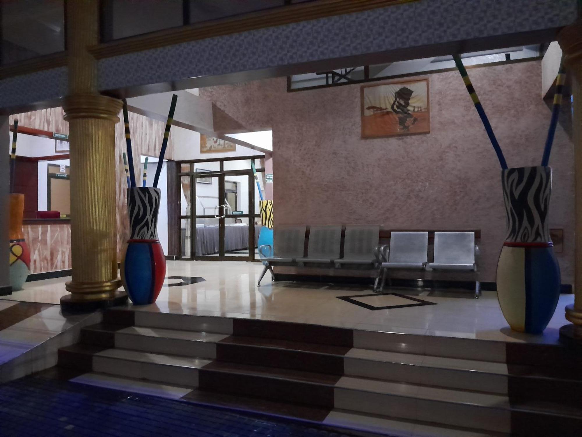 Kibo Peak Palace Hotel Morogoro Extérieur photo